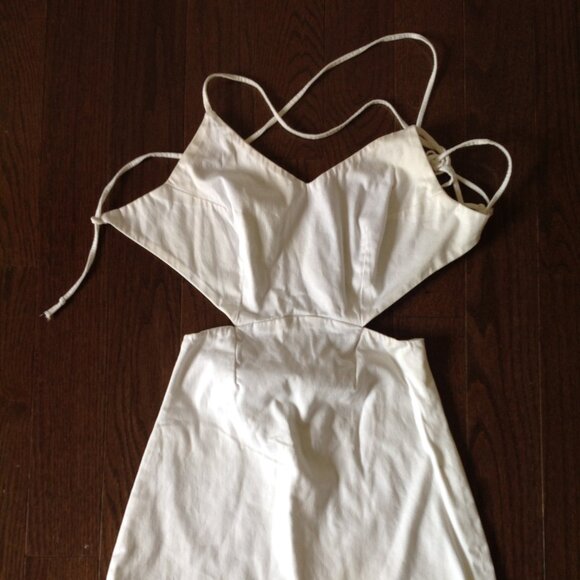 White cutout mini Dress - Picture 1 of 3